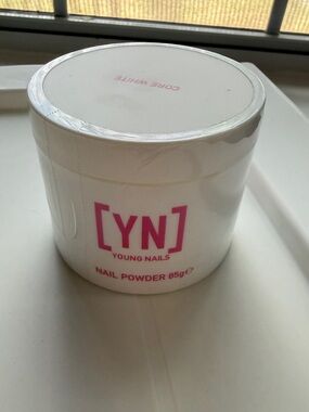 Young Nails YN Core White Acrylic Nail Powder 85g New & Sealed